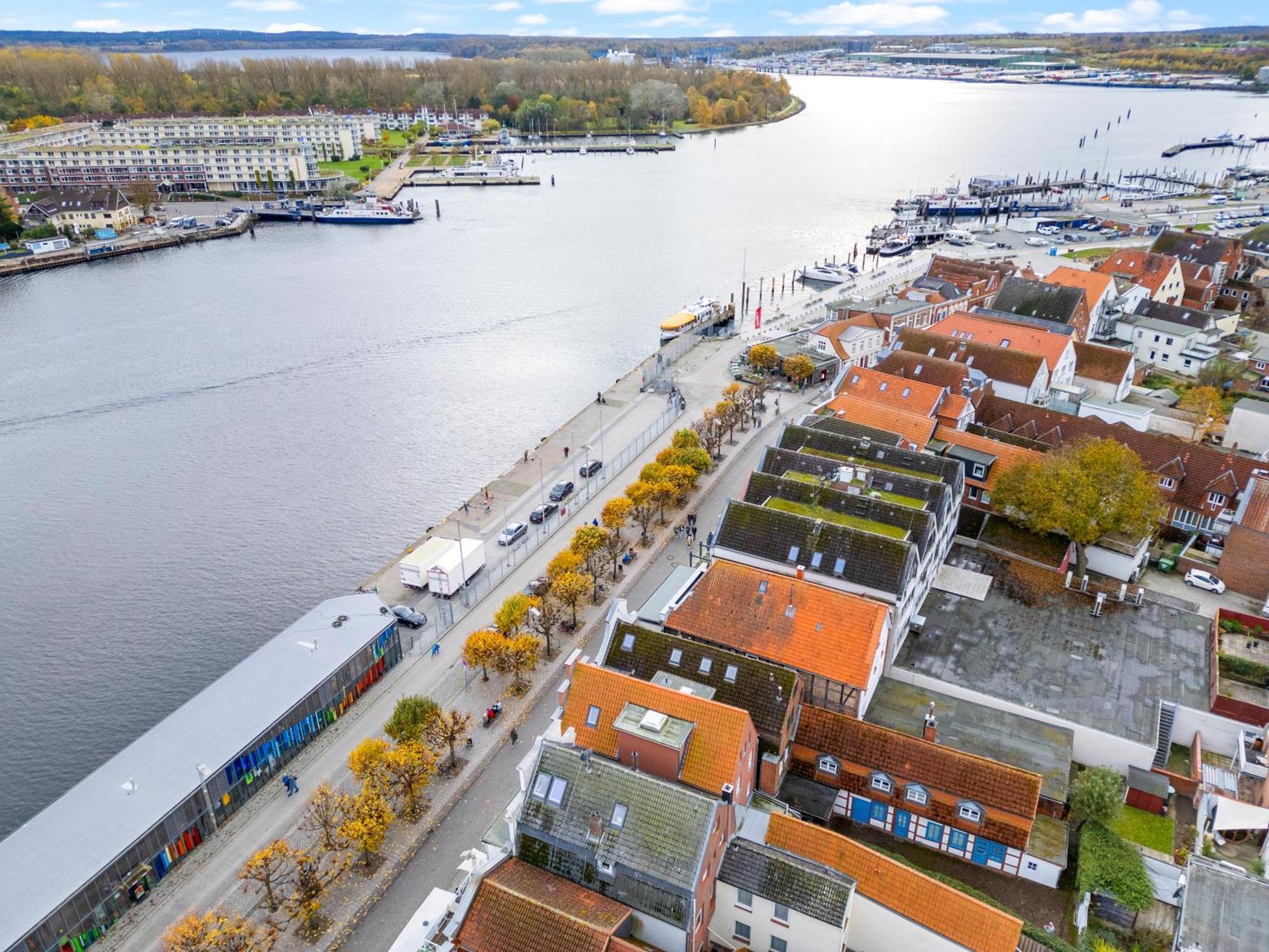 Pematra Haus Waterkant - Fewo Koje Lübeck Exterior foto